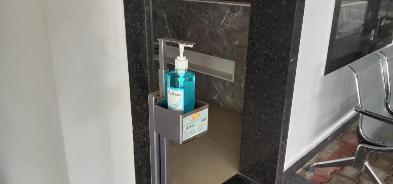 Hotel Annamalai Bahur エクステリア 写真