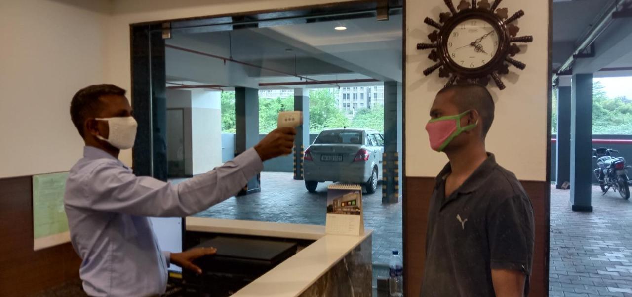 Hotel Annamalai Bahur エクステリア 写真