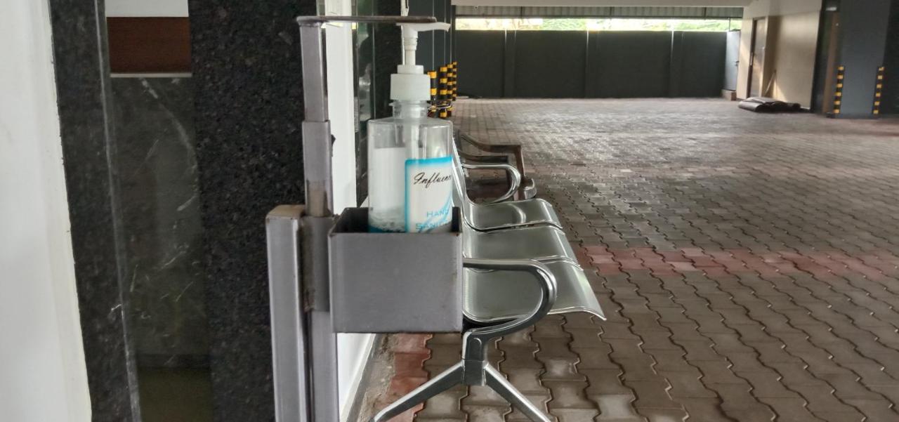 Hotel Annamalai Bahur エクステリア 写真