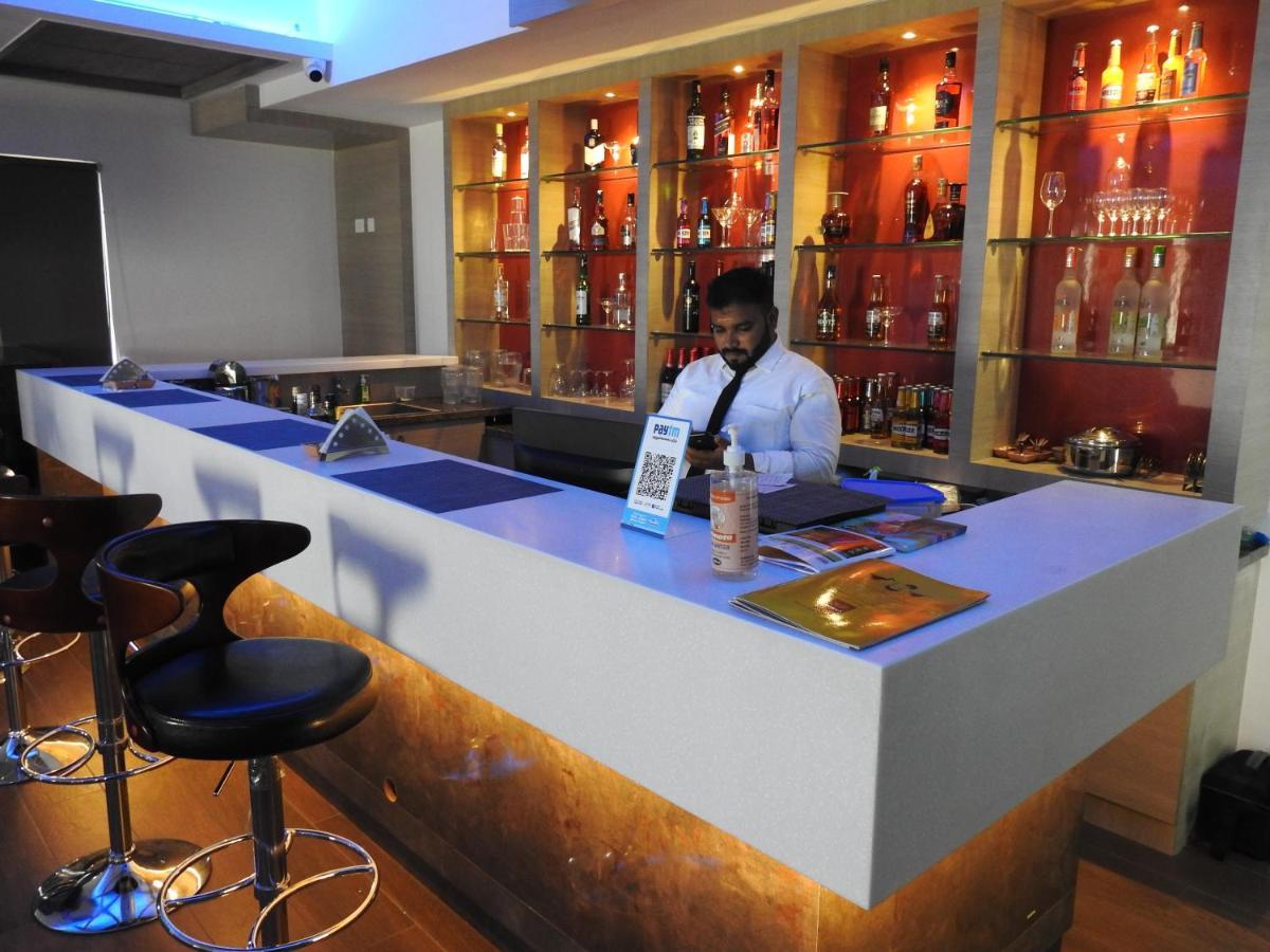 Hotel Annamalai Bahur エクステリア 写真