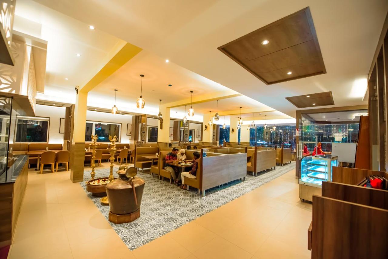 Hotel Annamalai Bahur エクステリア 写真